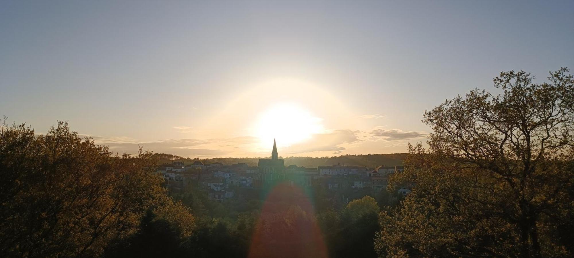 Gite De Charme Atypique Vue Panoramique Montrevault Exteriör bild